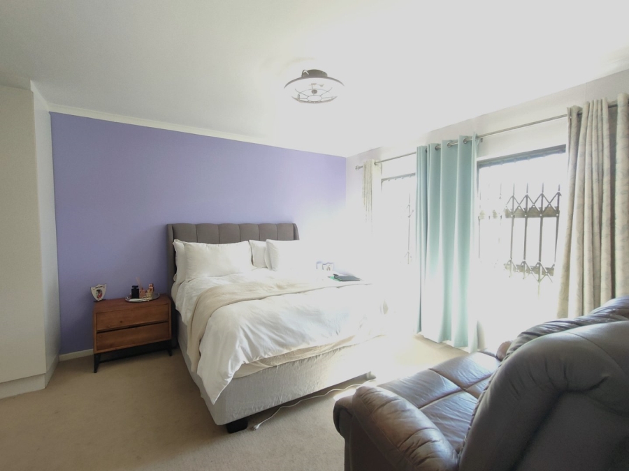  Bedroom Property for Sale in Bluewater Bay Eastern Cape